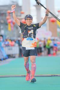 BIB: 
                            <button type="button" onclick="openModal(21764481)" class="btn btn-primary btn-sm float-right btn-popup" data-toggle="modal" data-target=".modal-high-quality">
                        <i class="fas fa-shopping-cart"></i> Add to Cart
                    </button>
                                            <button type="button" onclick="isThisMe(21764481, true)" class="btn btn-success btn-sm float-right btn-popup btn-isme hidden" data-toggle="tooltip" data-placement="bottom" title="นี่คือรูปของคุณใช่ไหม คลิกที่นี่เพื่อเอาเข้าอัลบั้ม">
                        <i class="fas fa-plus"></i> Add to album
                    </button>
                    <button type="button" onclick="isThisMe(21764481, false)" class="btn btn-warning btn-sm float-right btn-popup btn-isnotme hidden">
                        <i class="fas fa-ban"></i> Remove from album
                    </button>